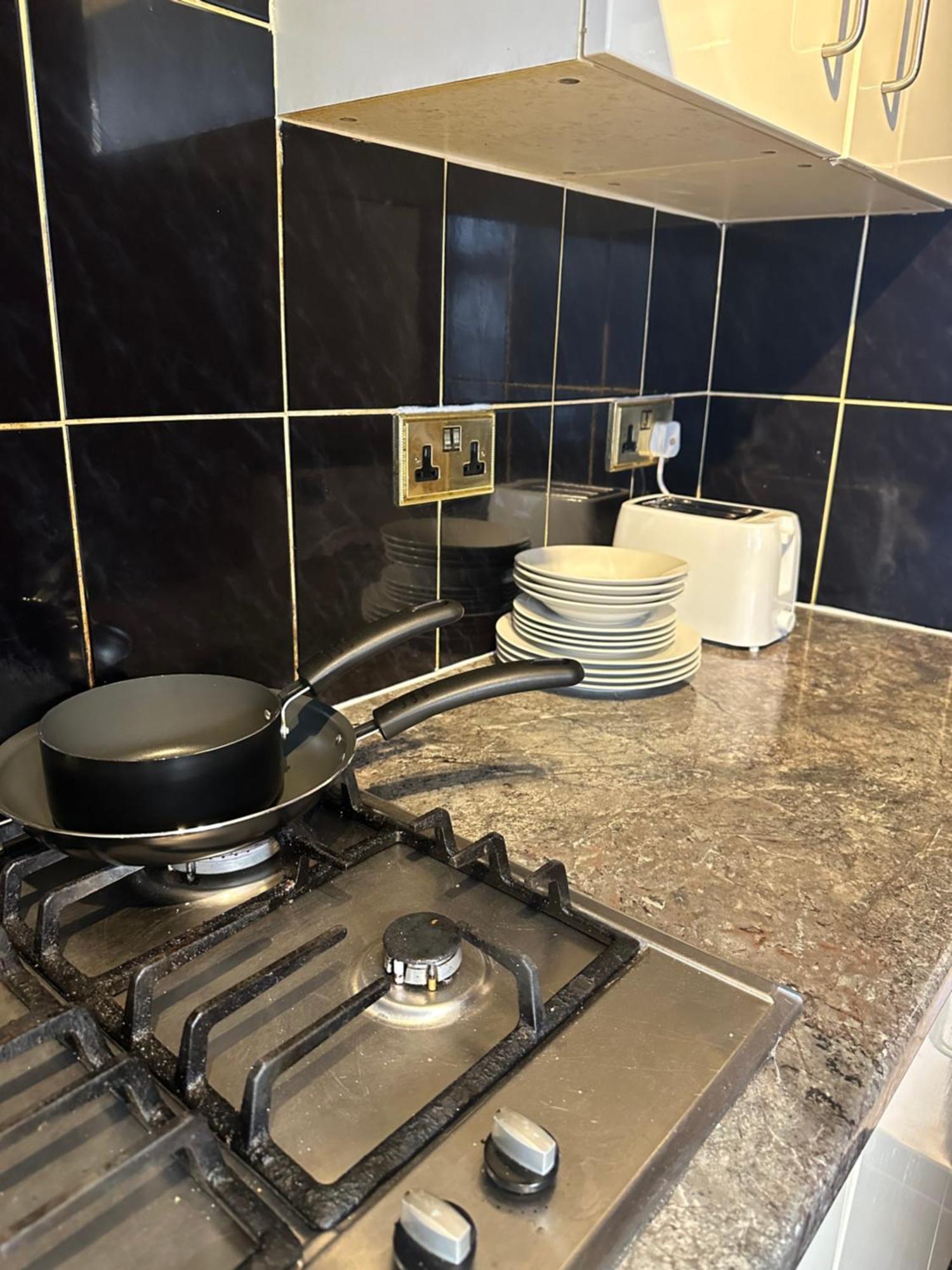 Leavesden Residence - Central - Cosy - Harry Potter واتفورد المظهر الخارجي الصورة